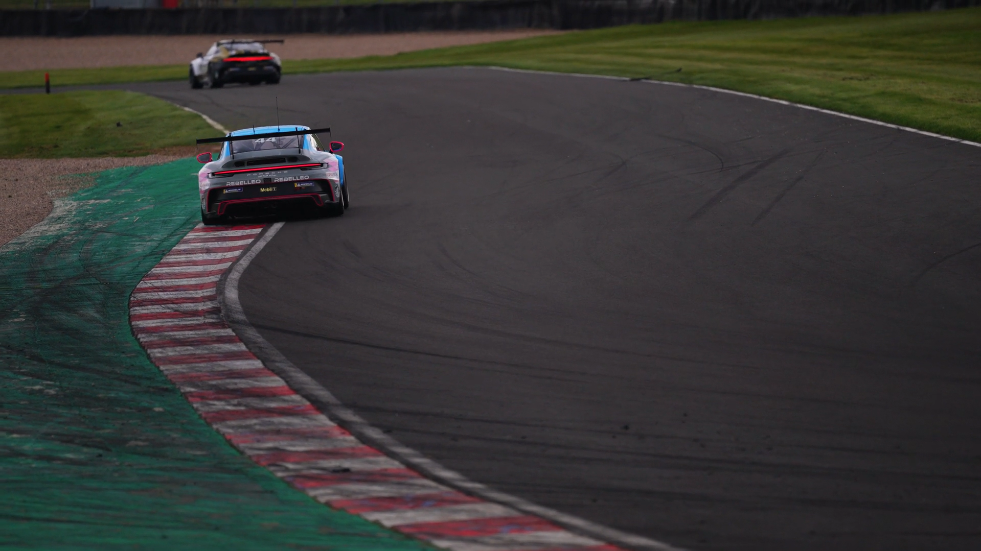 REBELLEO PORSCHE SUPERCUP ROUND 1